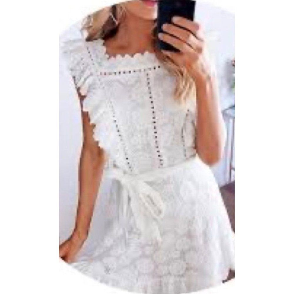 Simplee White Lace Embroidered Dress Size L